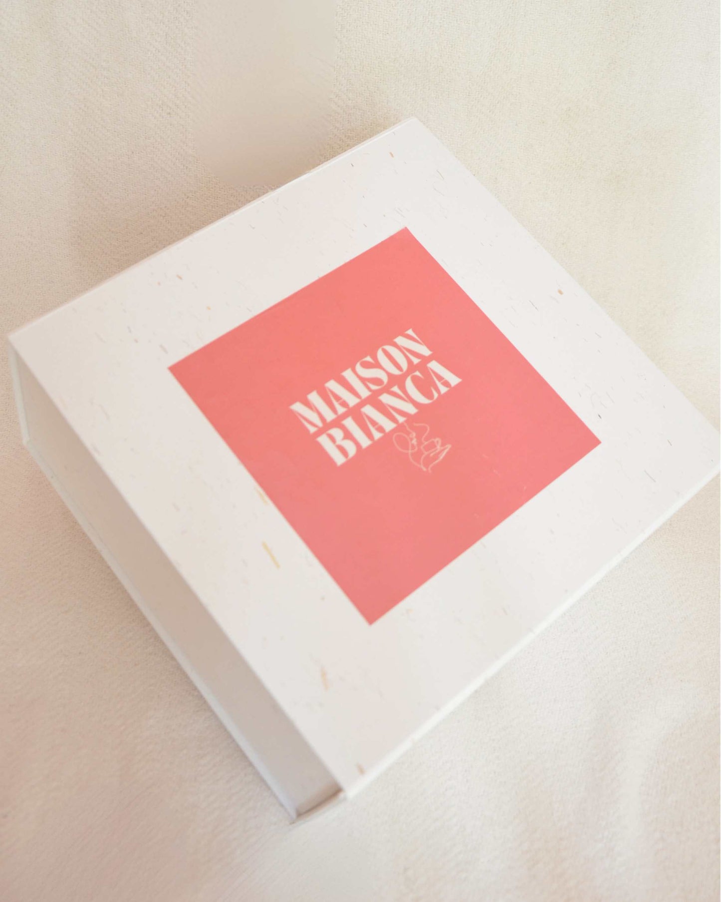 Le coffret blanc aimanté seul